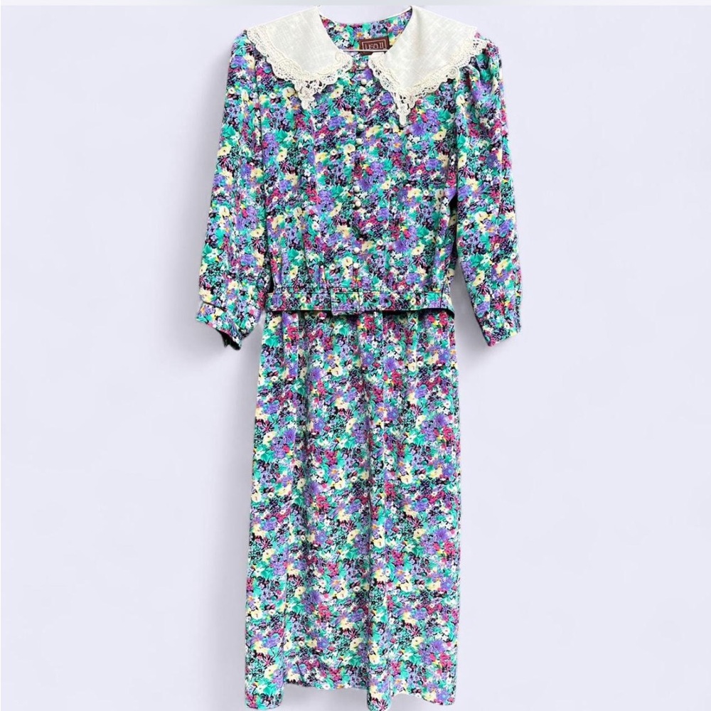 Vintage 80s Floral Belted Dress with Lace Bib Collar & 3/4 Sleeves Size 12